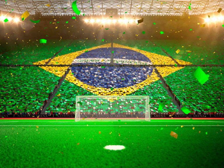 PHOTO: Coutinho all smiles with £50 million superstar after Brazil win