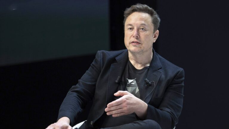 Liberia: Boakai Connects With World’s Richest Man  to Revolutionize Internet Access