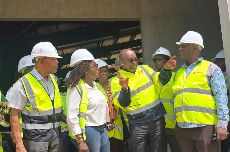 Liberia: LRA Board Tours Modern Destination Inspection Site At Freeport