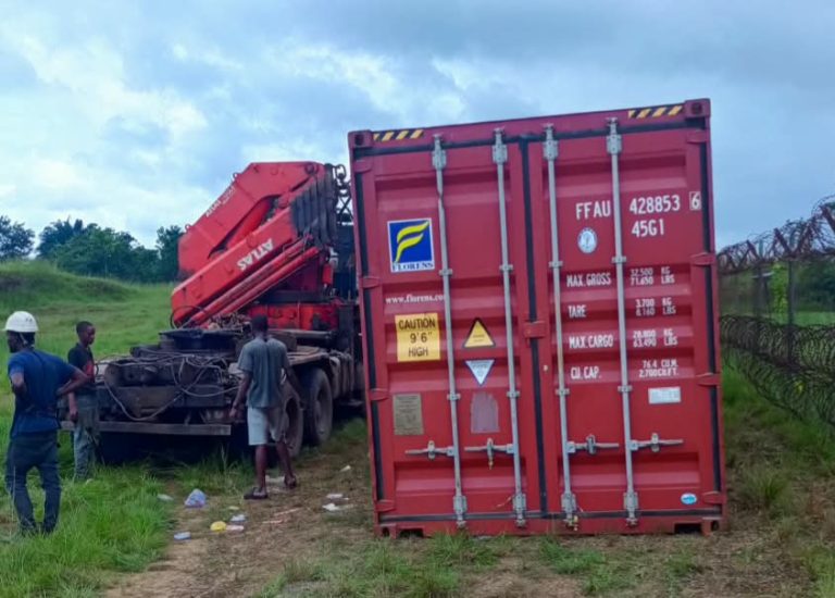 Lineria: Unknown People “Invade” indian Iron ore Concession